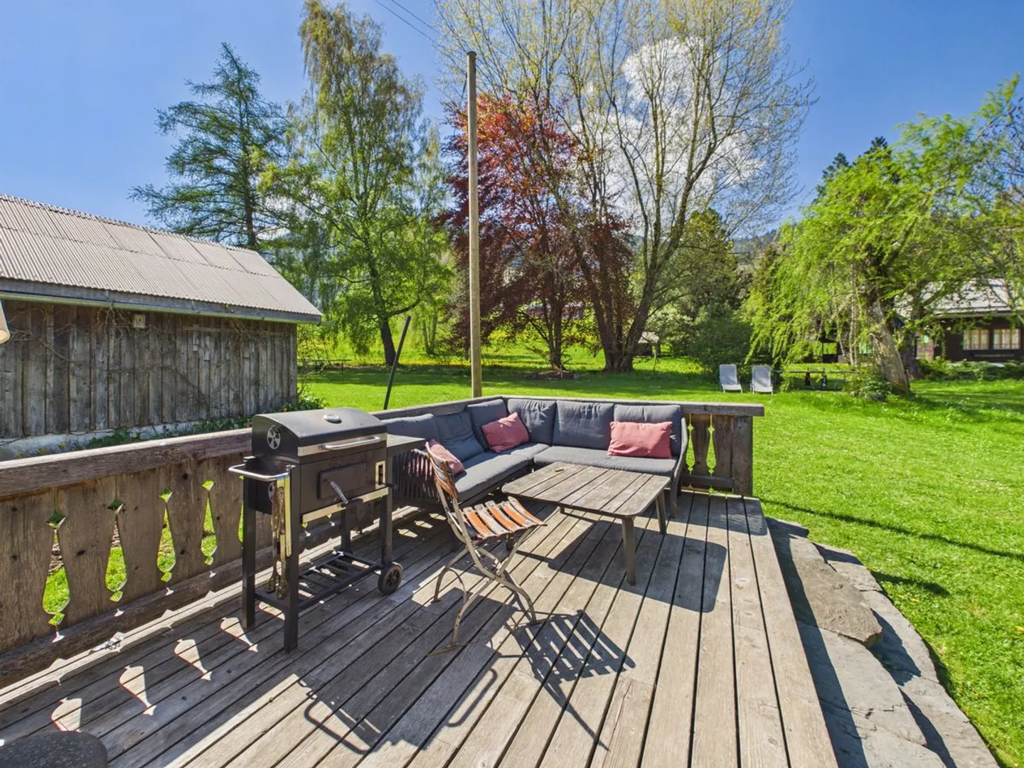 Rara opportunità di un antico chalet in vendita a Château-d'Oex - Foto 3 di 13