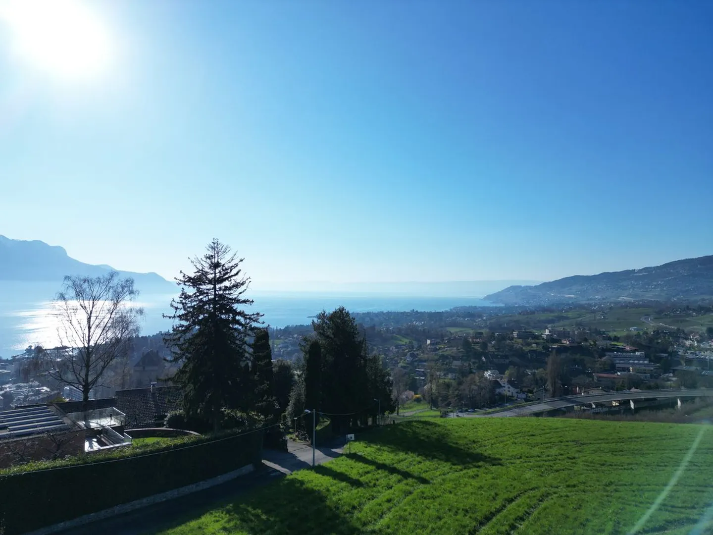 Villa d'Architecte avec Vue sur le Lac - Photo 5 sur 13