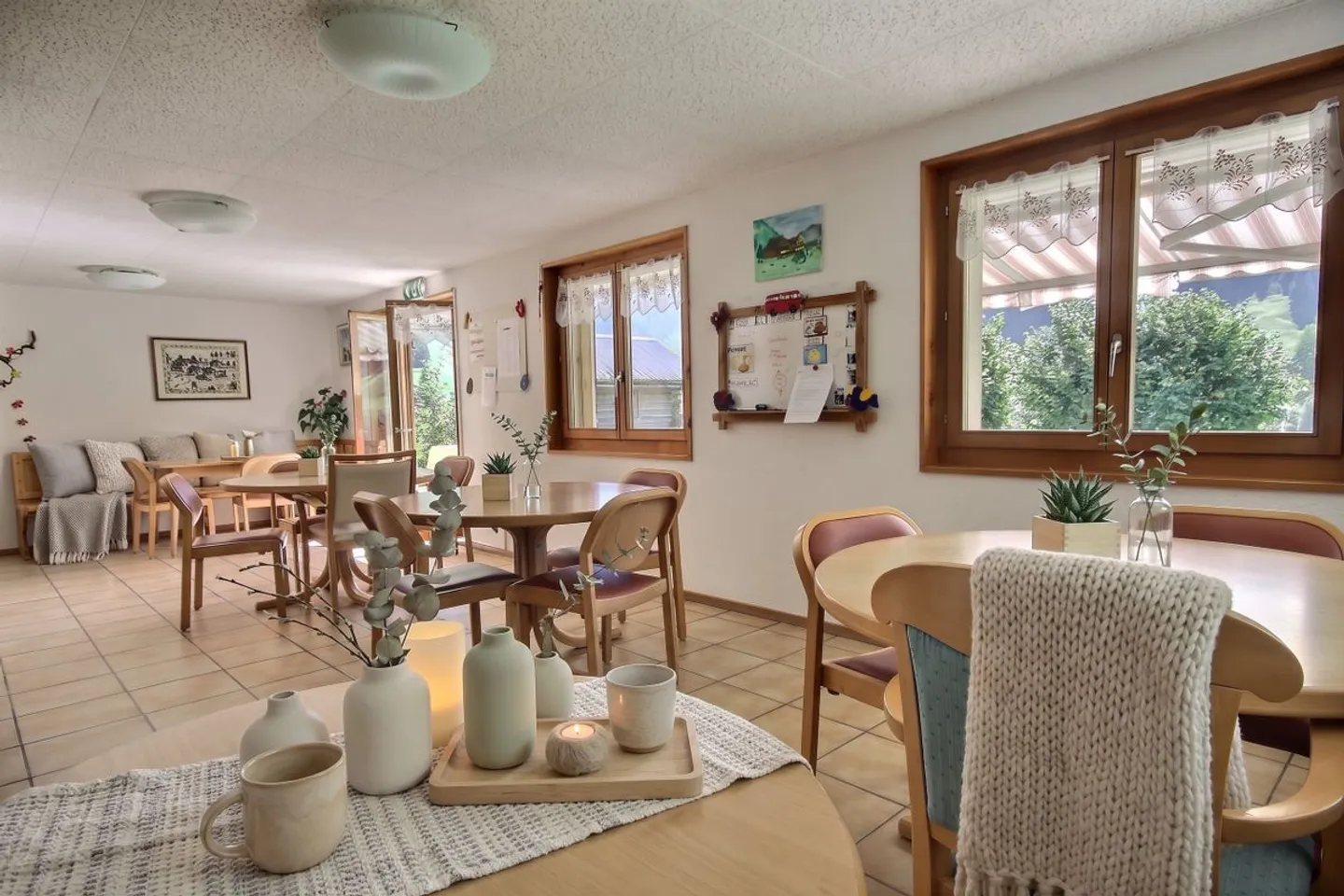 Großes Grundstück zu verkaufen, das 2 Chalets umfasst! - Foto 3 von 12