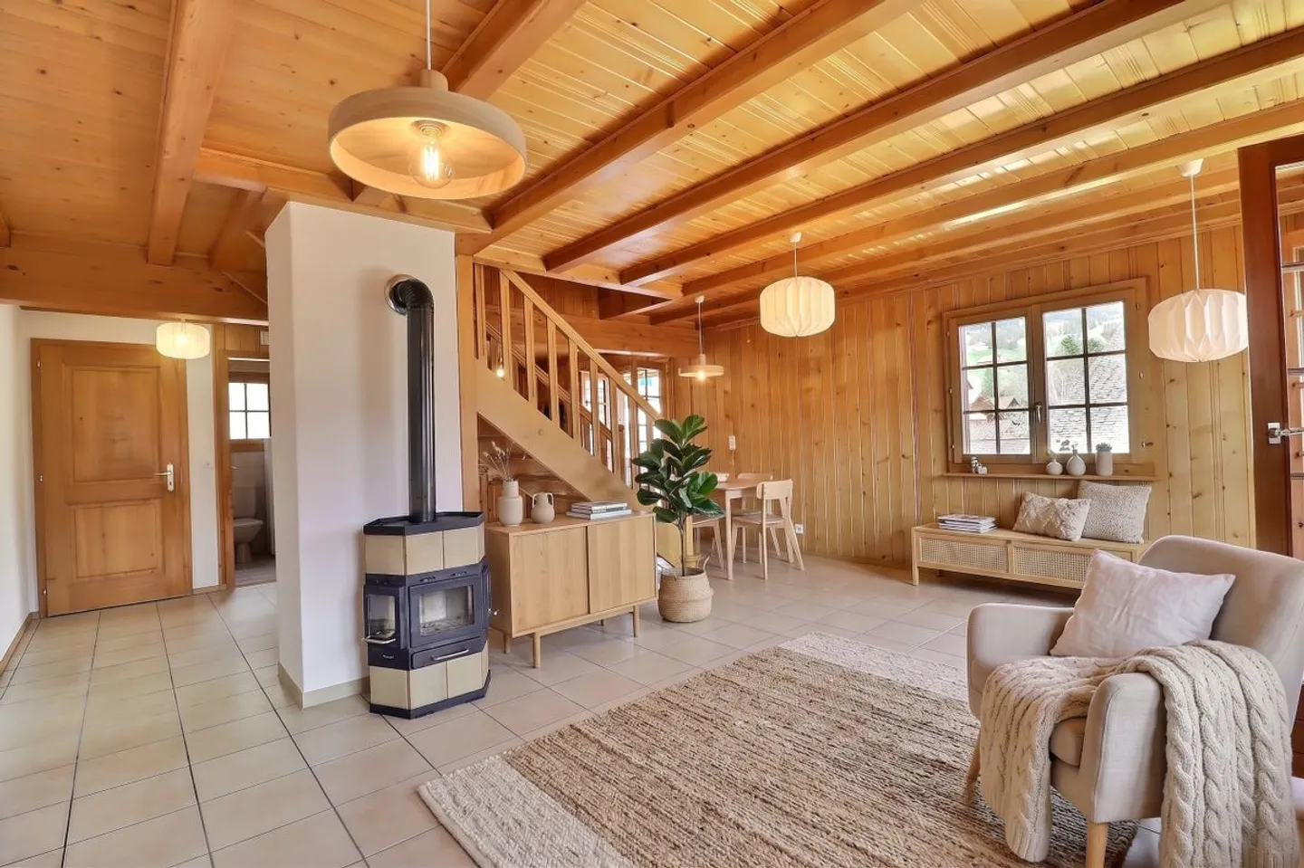 Pleasant attic duplex for sale in Château-d'Oex - Photo 1 of 13