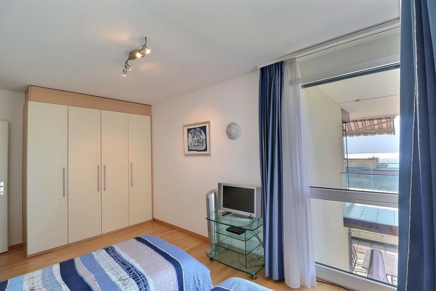 Annehmlichkeiten einer Villa mit sehr schönem Blick - Foto 10 von 13