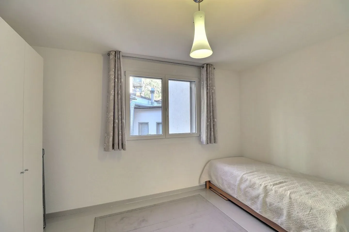 Appartamento spazioso con vista lago - Foto 12 di 13