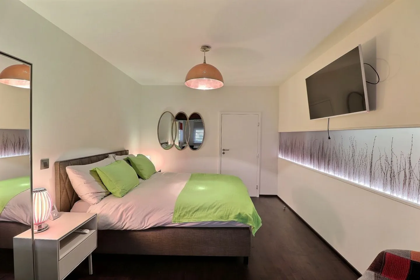 NEGOZIO DI ALTO LIVELLO NEL CENTRO DI MONTREUX - Foto 11 di 13