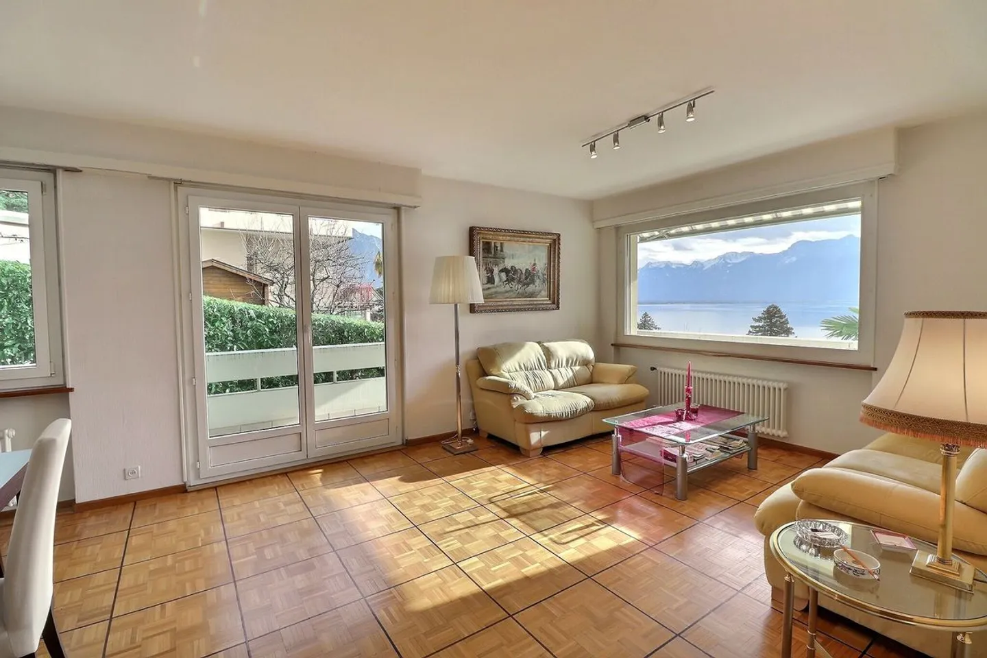 Bellissimo appartamento di 4,5 locali con vista panoramica mozzafiato sul Lago di Ginevra e sulle montagne - Foto 8 di 13