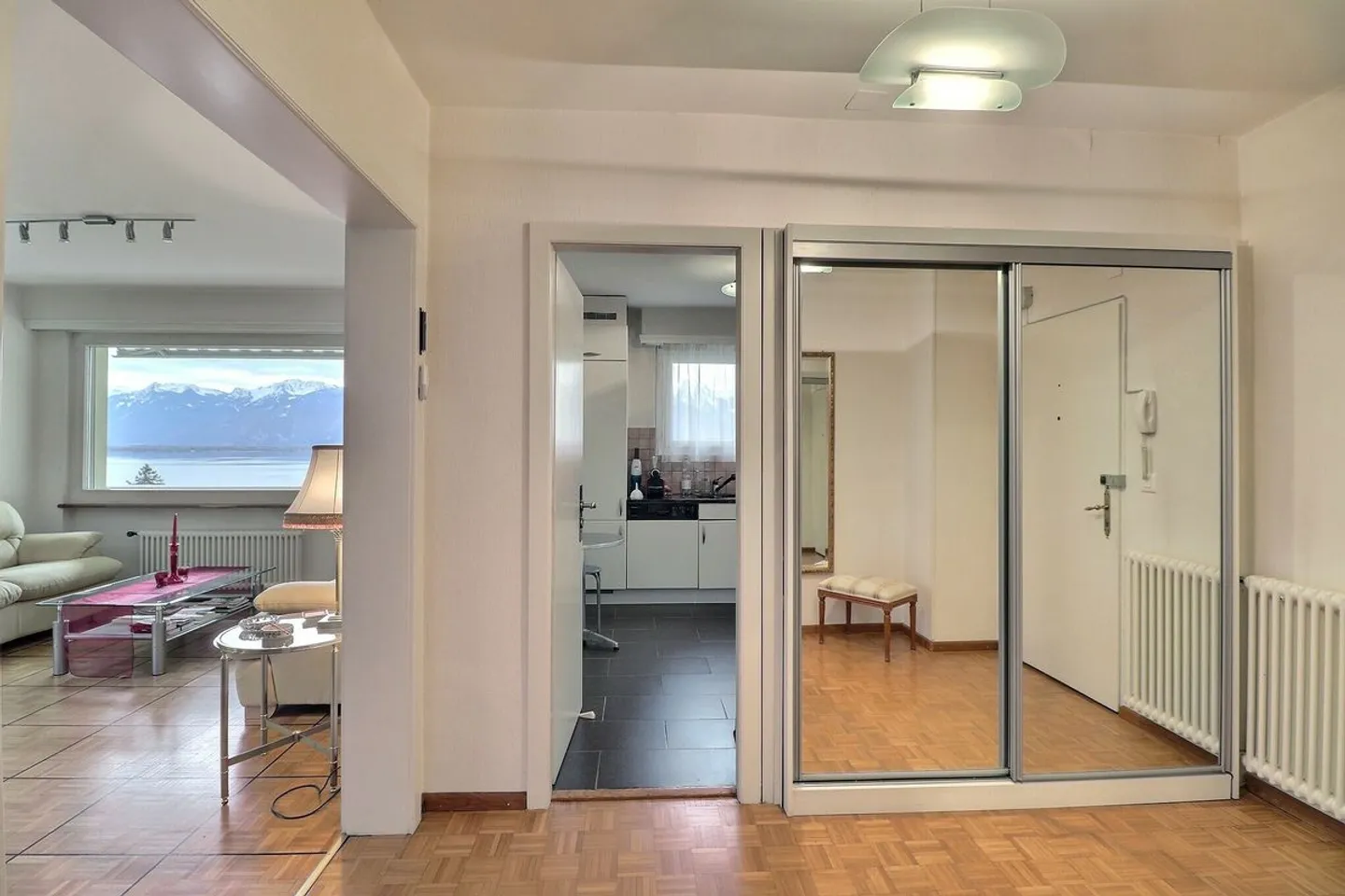 Bellissimo appartamento di 4,5 locali con vista panoramica mozzafiato sul Lago di Ginevra e sulle montagne - Foto 12 di 13