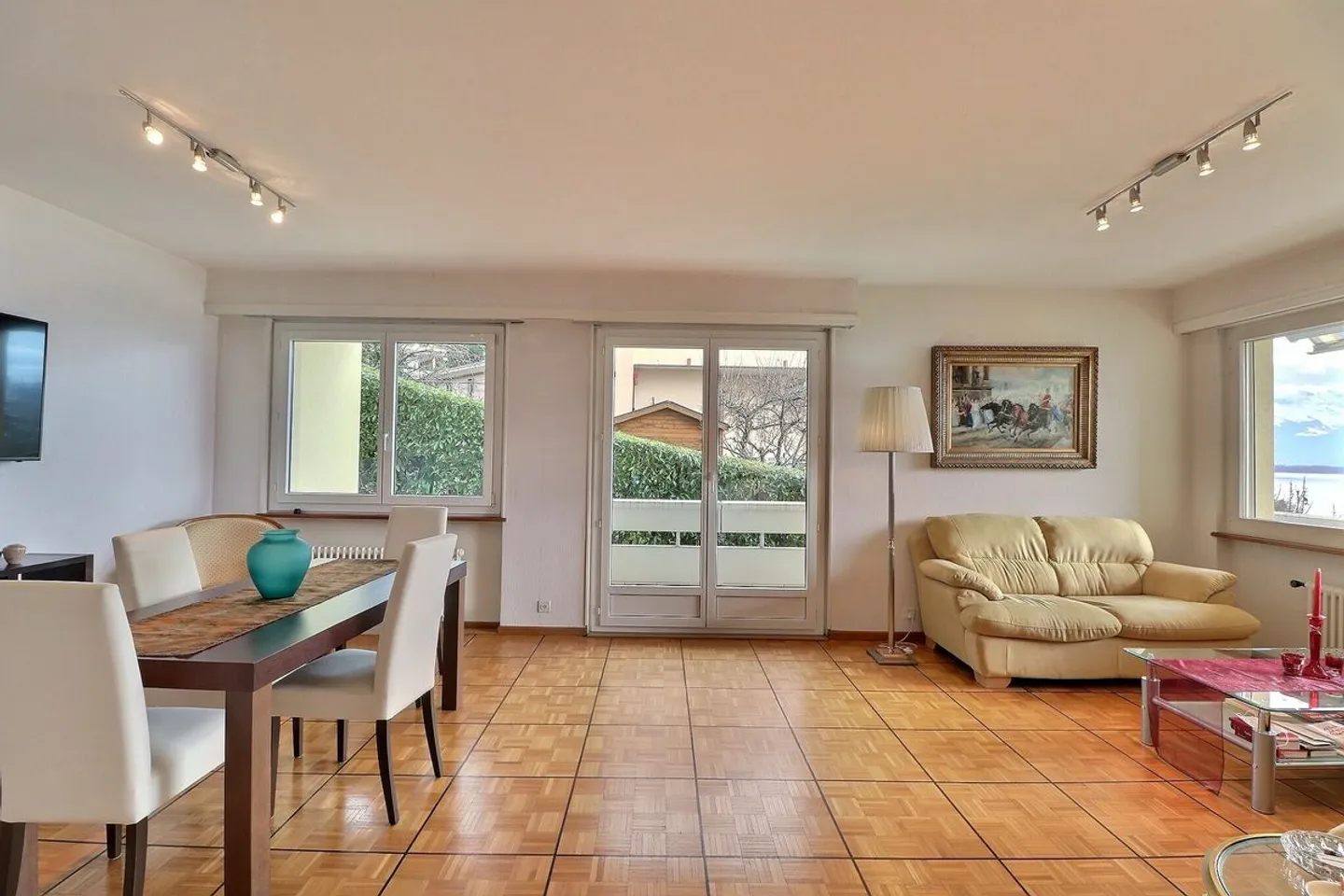 Bellissimo appartamento di 4,5 locali con vista panoramica mozzafiato sul Lago di Ginevra e sulle montagne - Foto 6 di 13