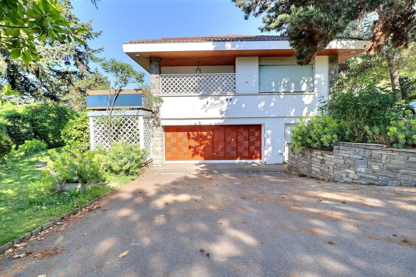 BEAUTIFUL PROPERTY OF 12 ROOMS WITH A POOL AND A GRAND PANORAMIC VIEW - Photo 5 of 13