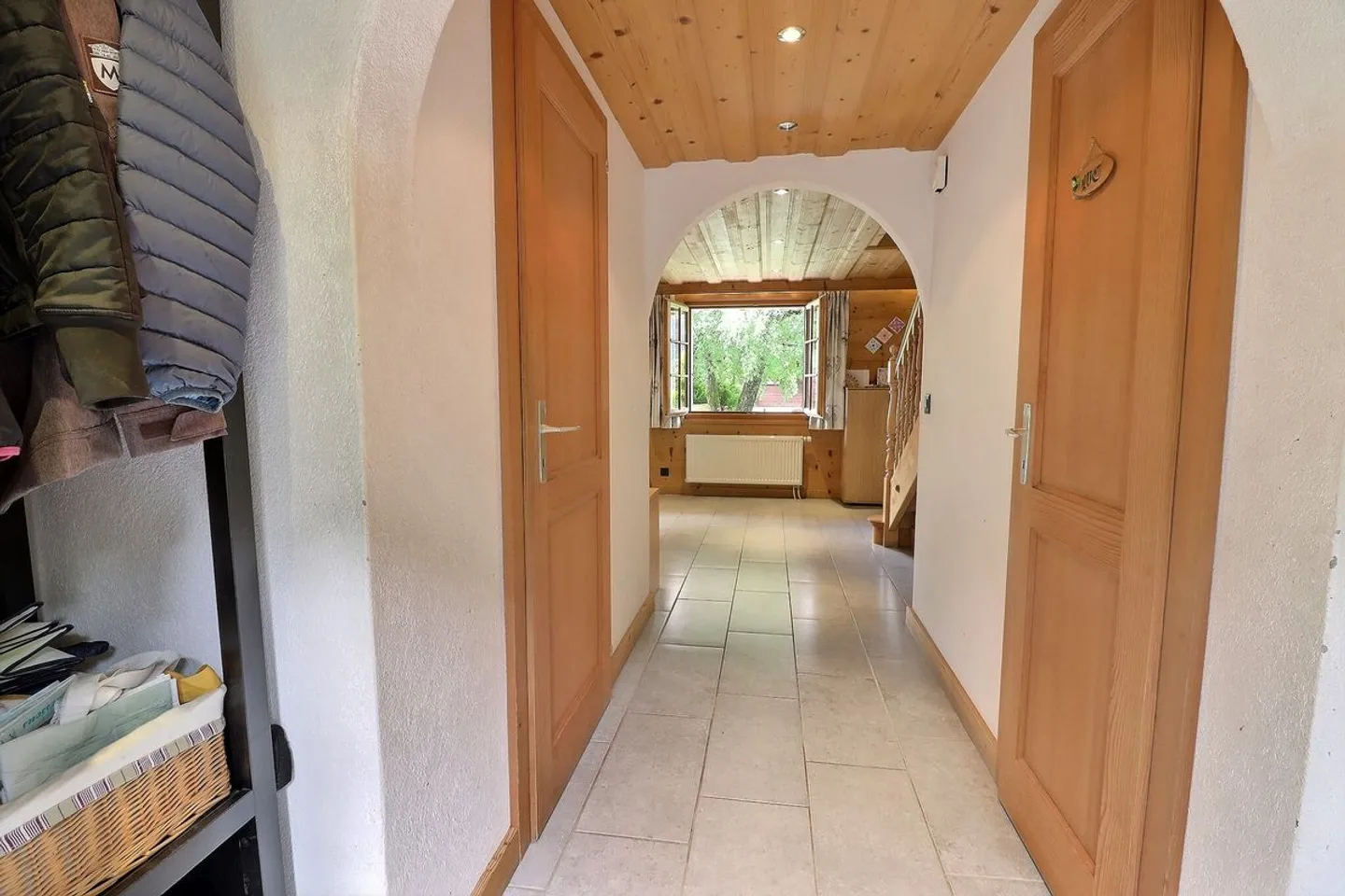 Beautiful chalet for sale in Rossinière - Photo 8 of 13