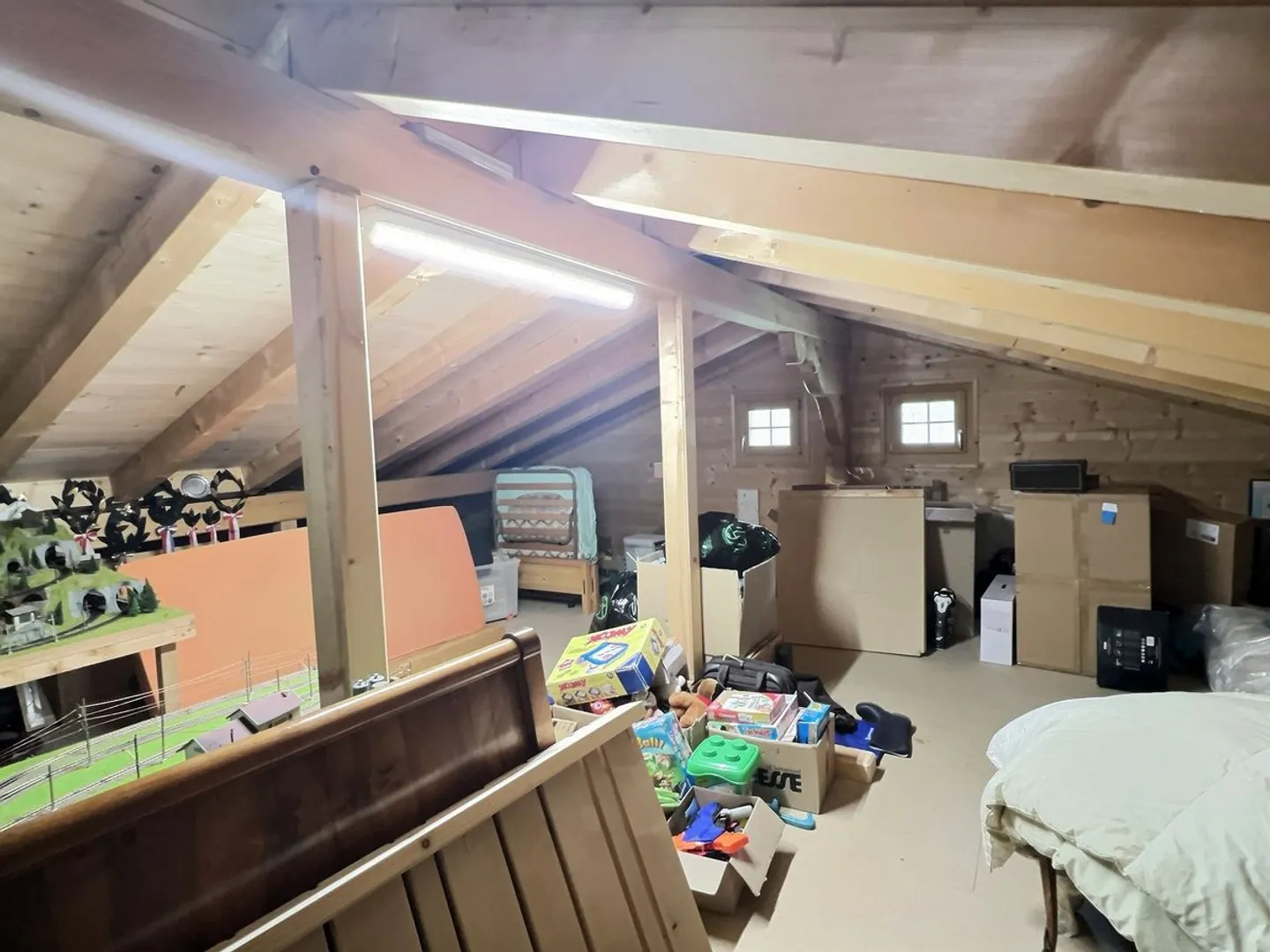 Beautiful chalet for sale in Rossinière - Photo 13 of 13