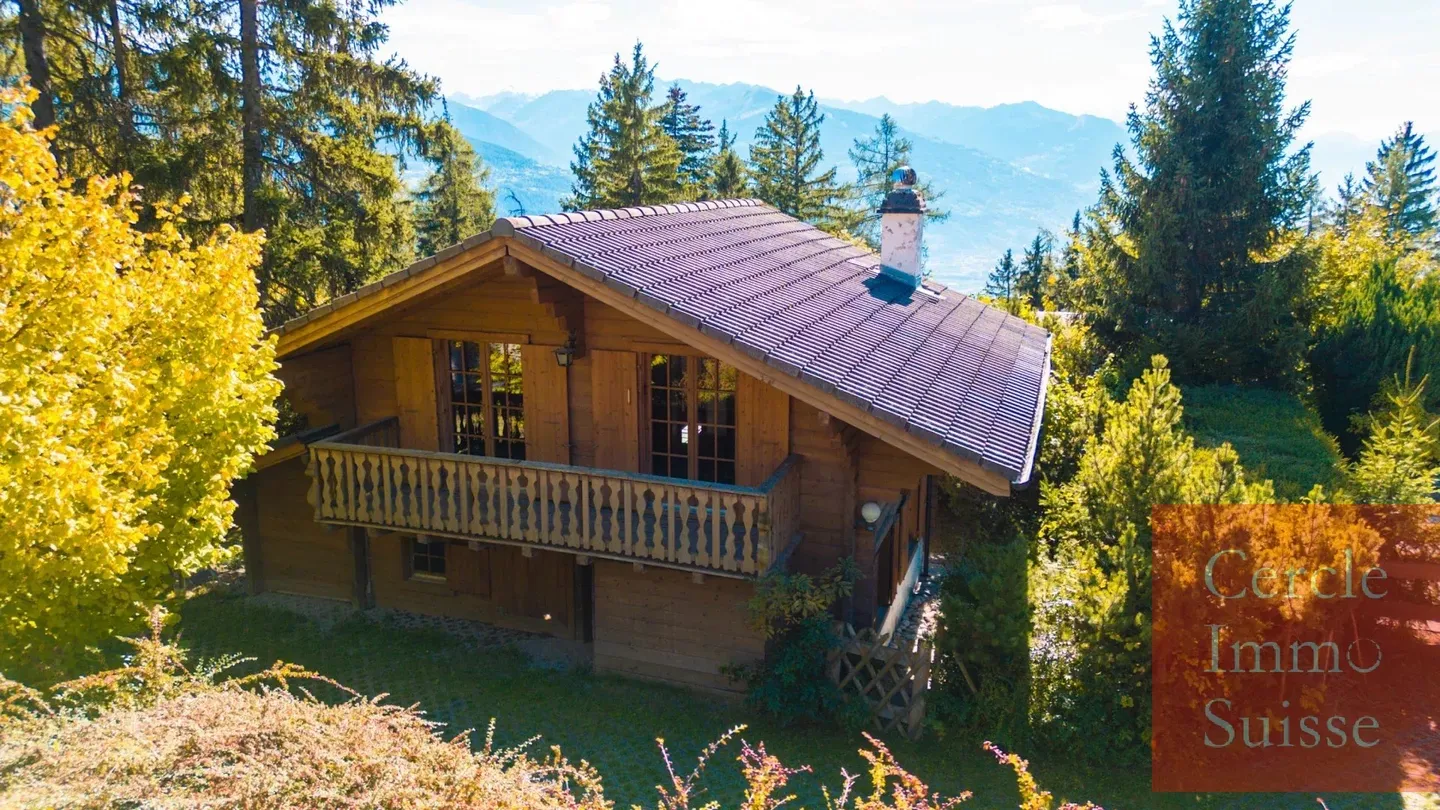 In vendita in esclusiva - Chalet incantevole a Crans-Montana (3963) - Foto 1 di 12