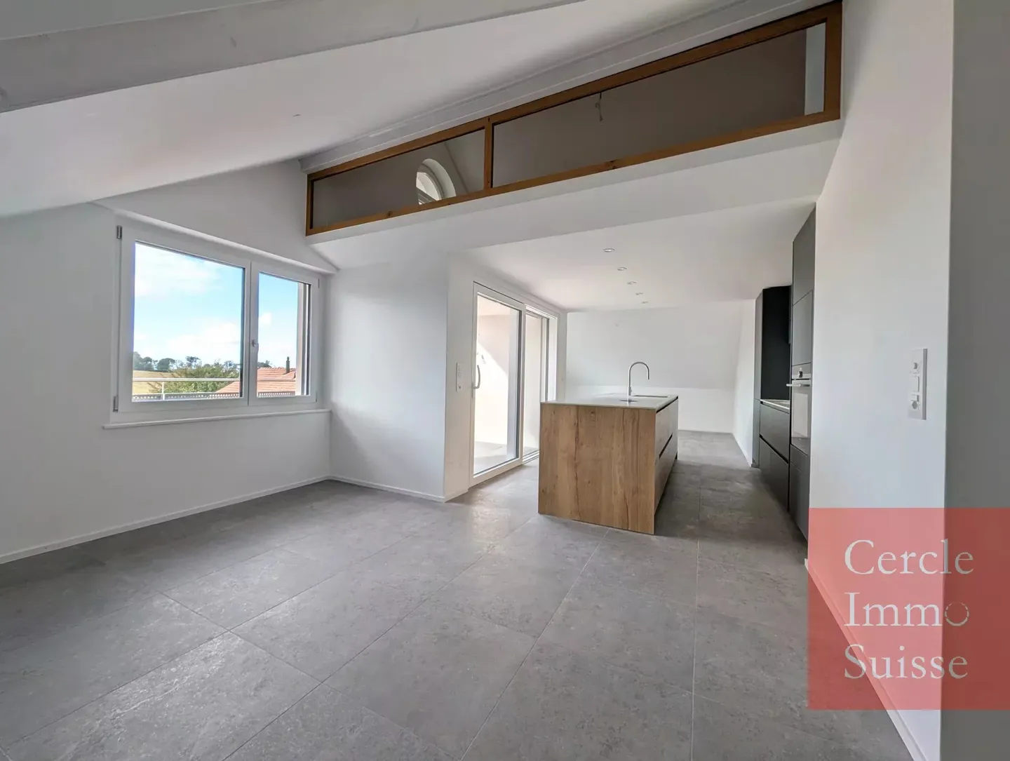 Penthouse Apartment in Poliez-Pittet - Photo 3 of 12