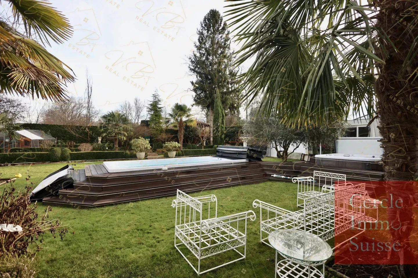 Außergewöhnliches Haus zu verkaufen mit beheiztem Pool, Jacuzzi und Solarpanels – Bevorzugte Lage - Foto 7 von 13