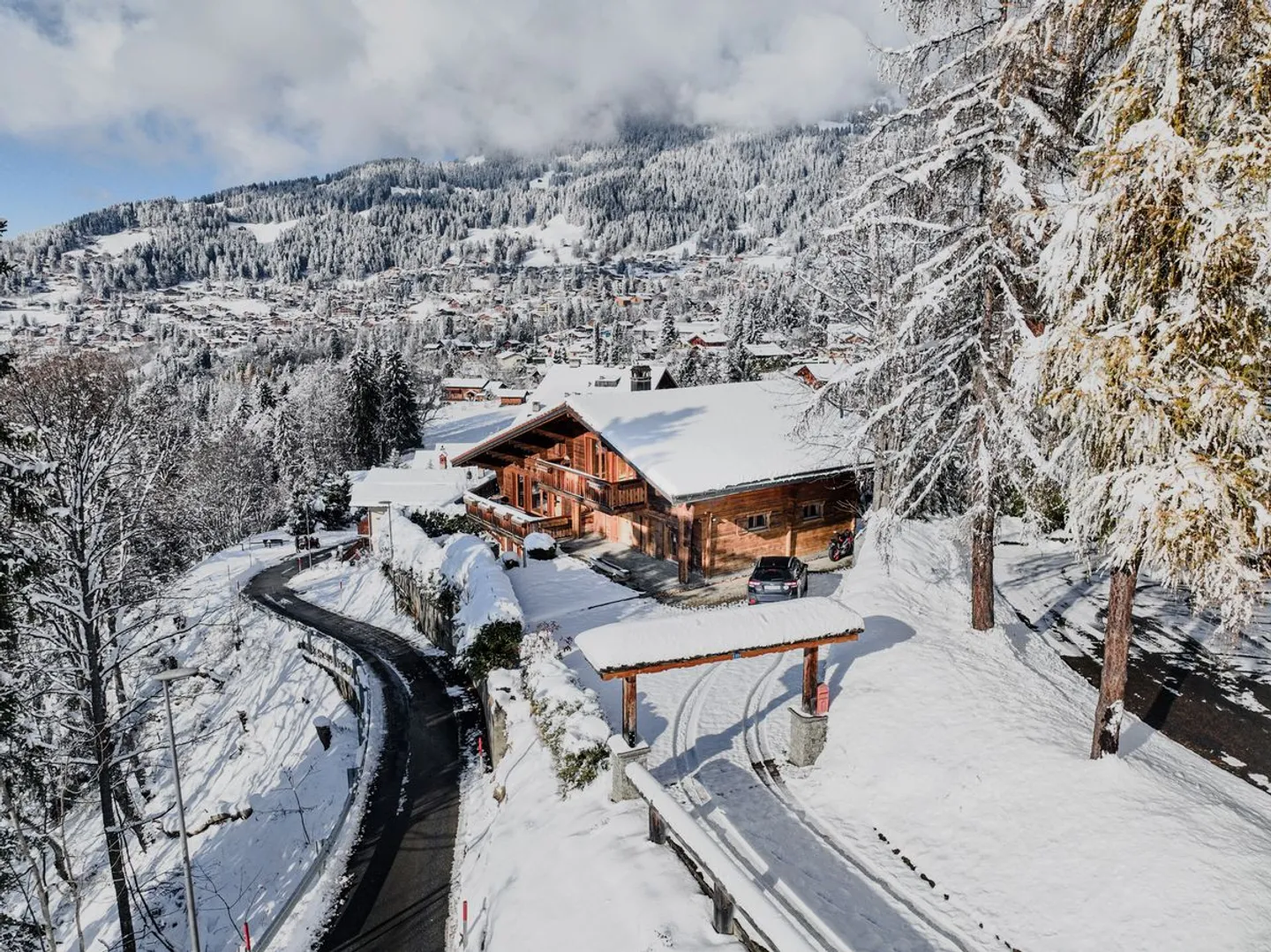 25 39 Idealer Chalet im alpinen Stil mit vollem Komfort - Foto 2 von 13