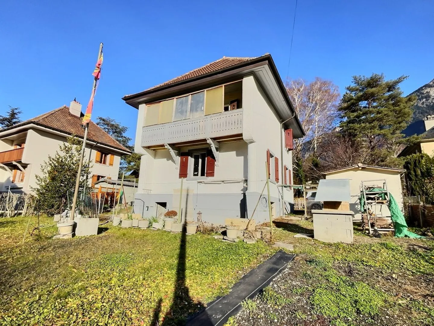 25 36 Villa to renovate Lavey-Village. - Photo 2 of 11