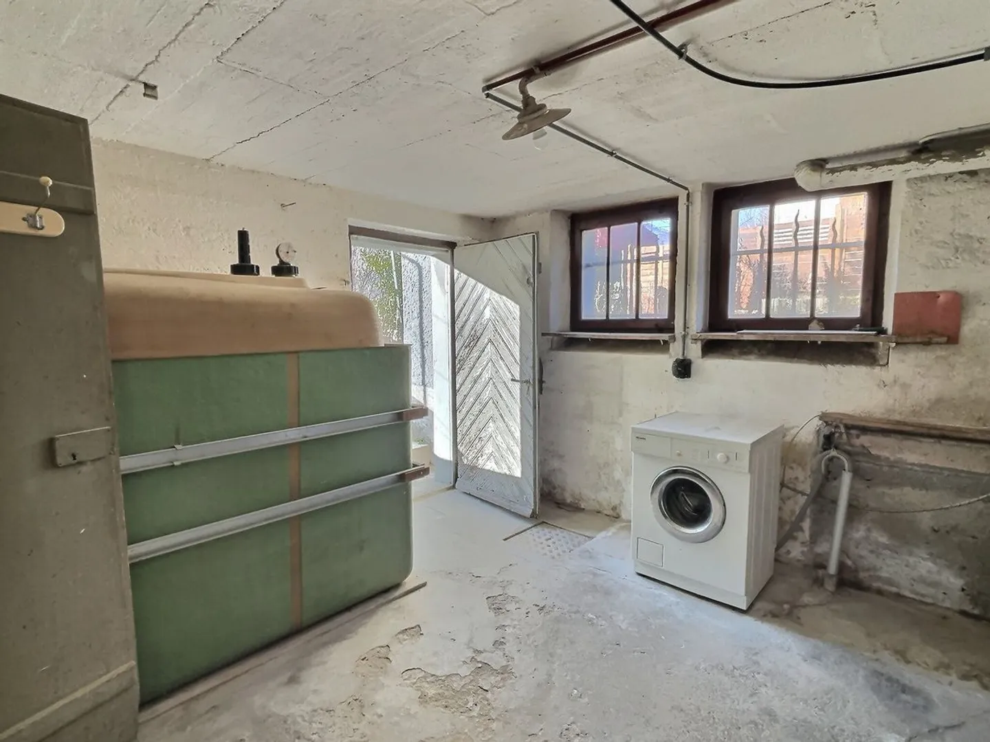 25 36 Villa to renovate Lavey-Village. - Photo 10 of 11