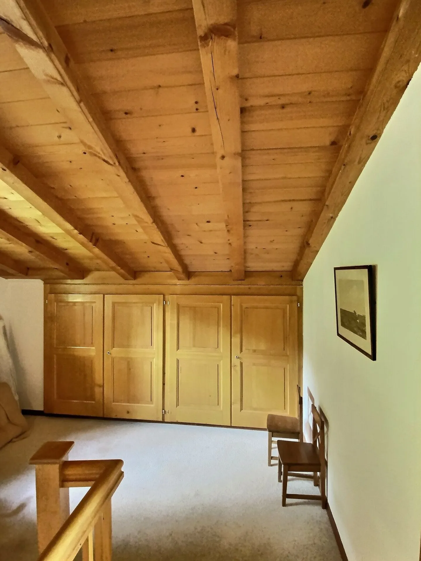 Magnificent chalet in a green setting, guaranteed charm - Photo 10 of 13
