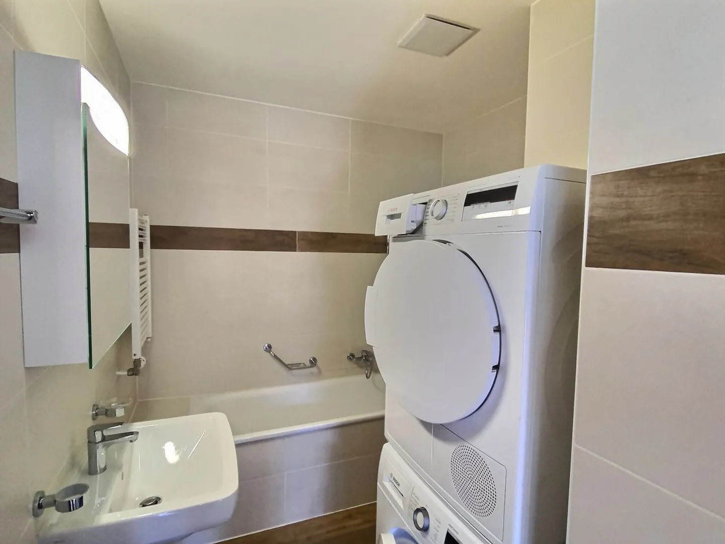 Bright 4.5-room apartment with terrace in Chesières in the PPE Soleil - Photo 6 of 10