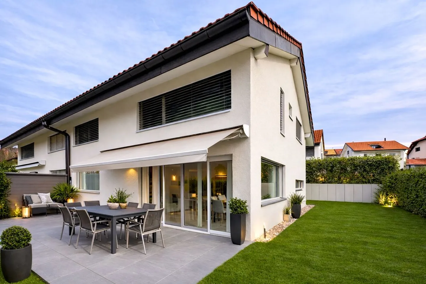 Villa jumelée moderne - Photo 1 sur 13