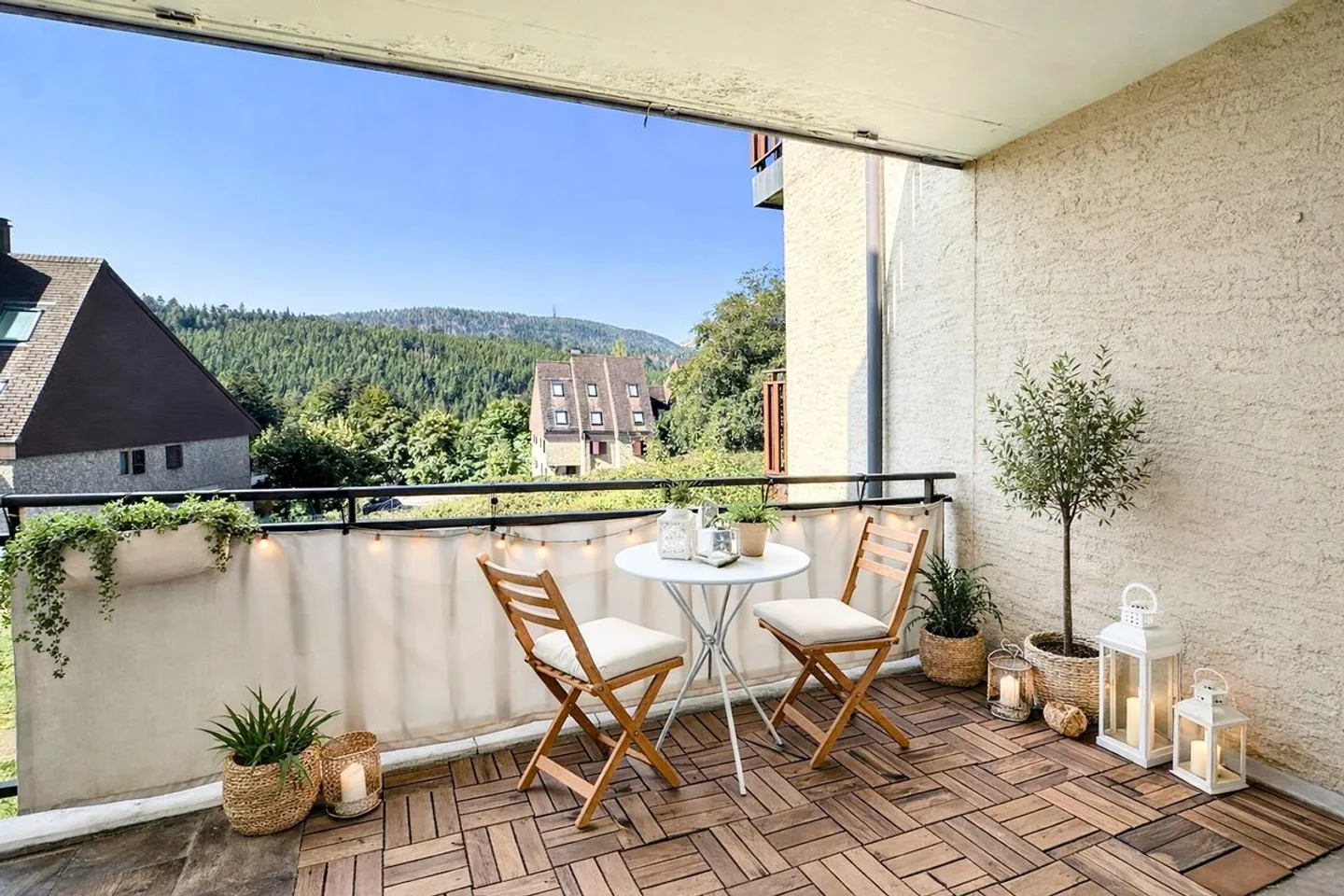 2,5 stanze + balcone con vista - Foto 1 di 6