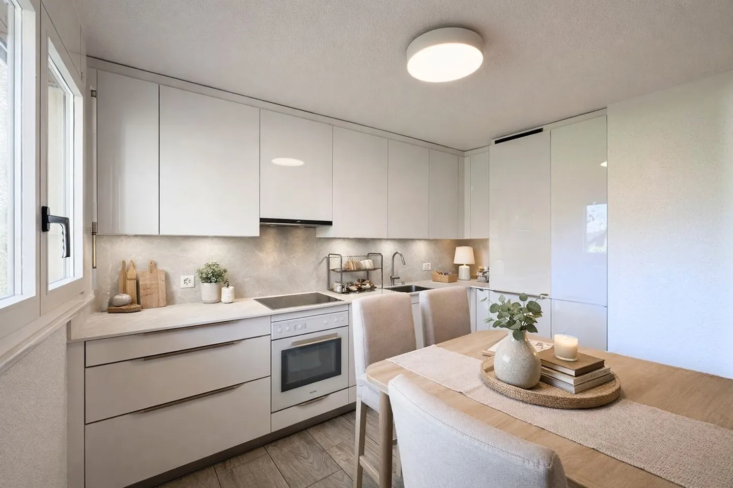 Family house with 5.5 rooms + basement - Photo 4 of 13