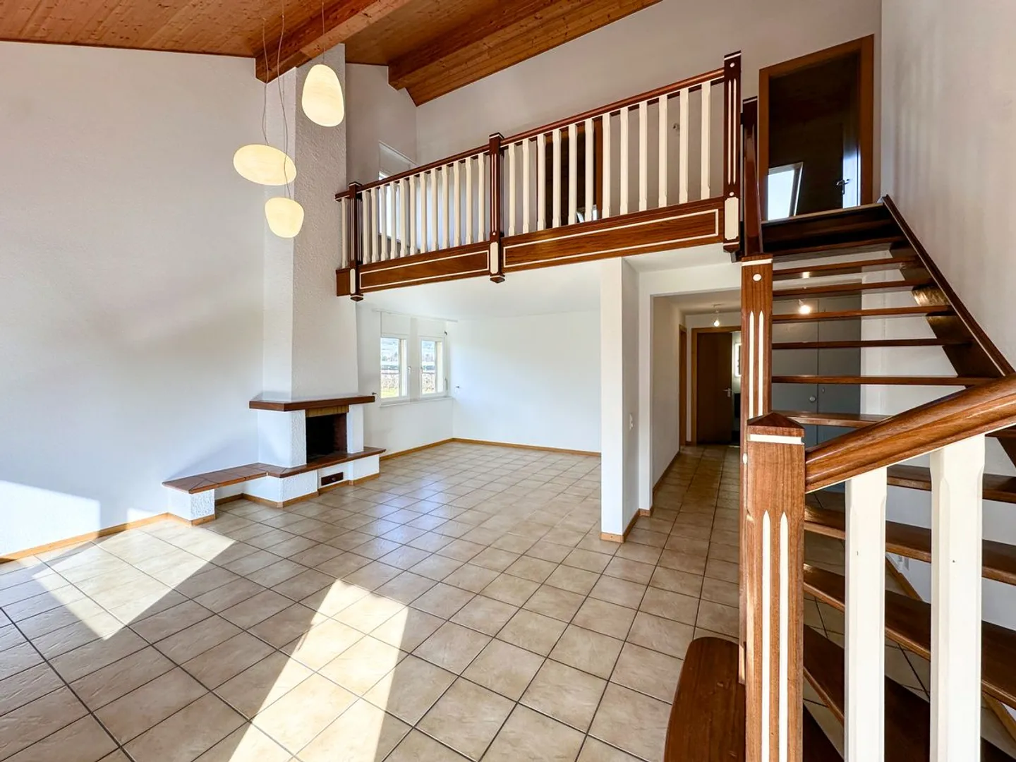 Penthouse Duplex with 5.5 Rooms - Photo 9 of 13