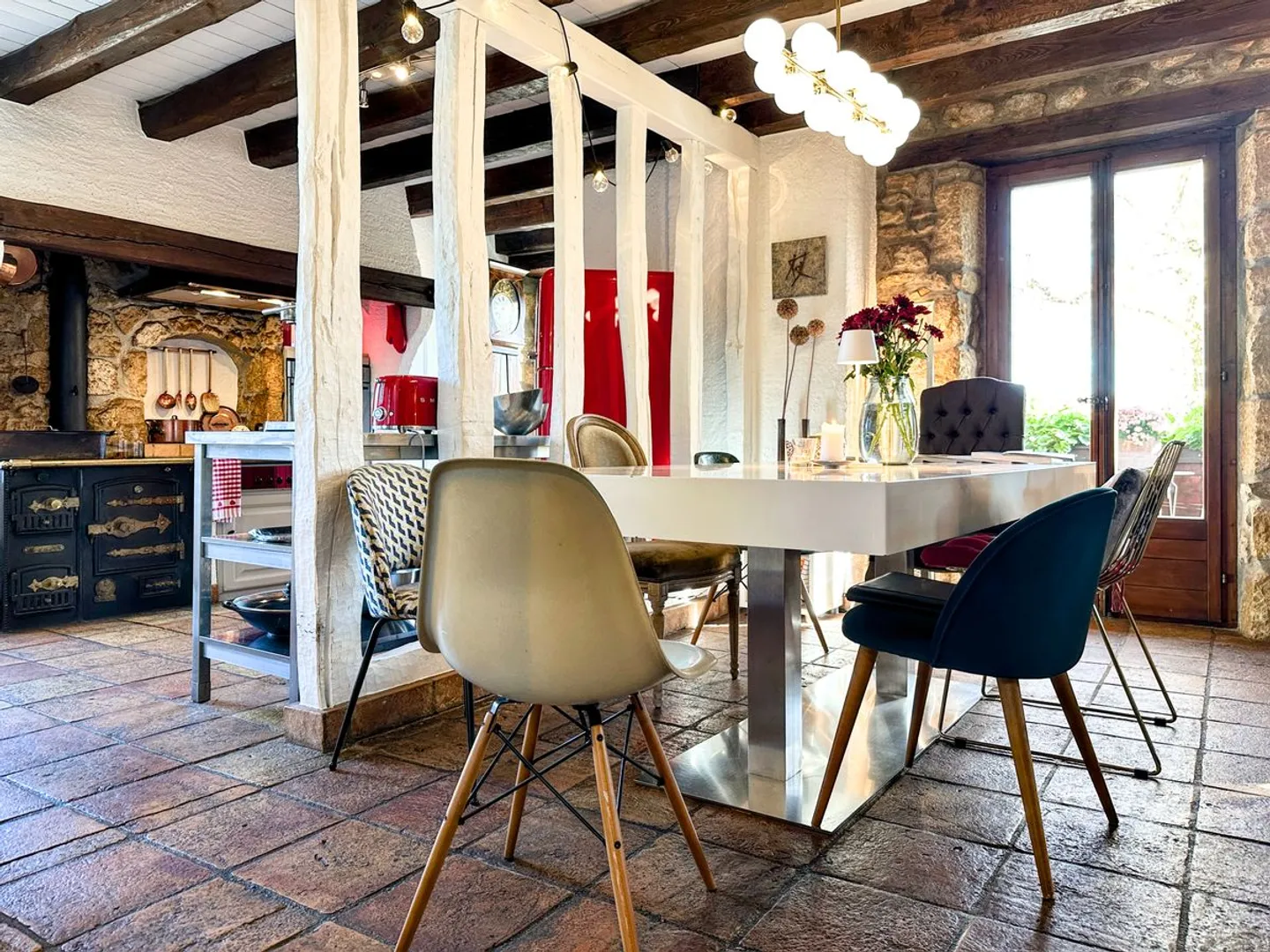 Chevilly - Charming mini-mansion in the heart of the village - Photo 7 of 13