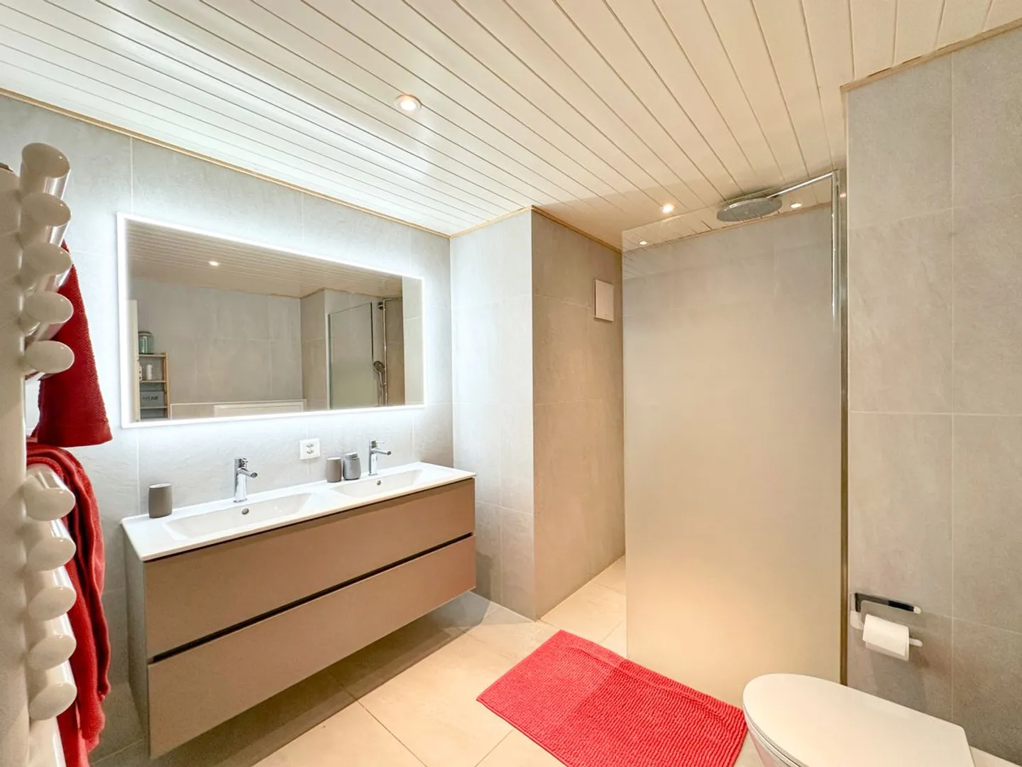 Family home with 5.5 rooms + basement - between vineyards and nature - Photo 9 of 12