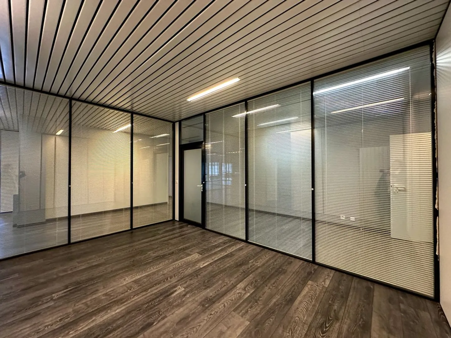 Vielseitige Büros Nähe Genf - Foto 7 von 10