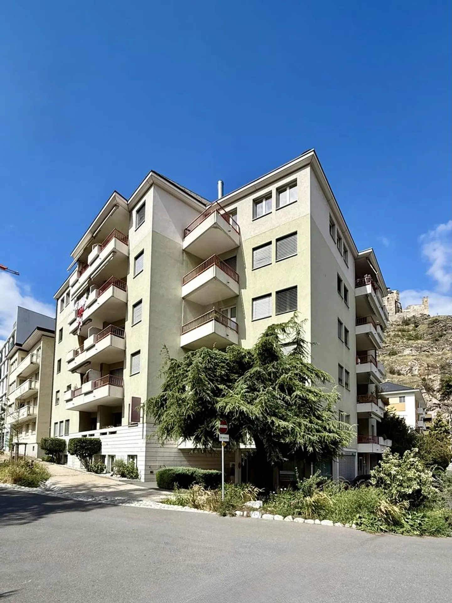 Appartement Charmant avec Balcon - Photo 6 sur 7