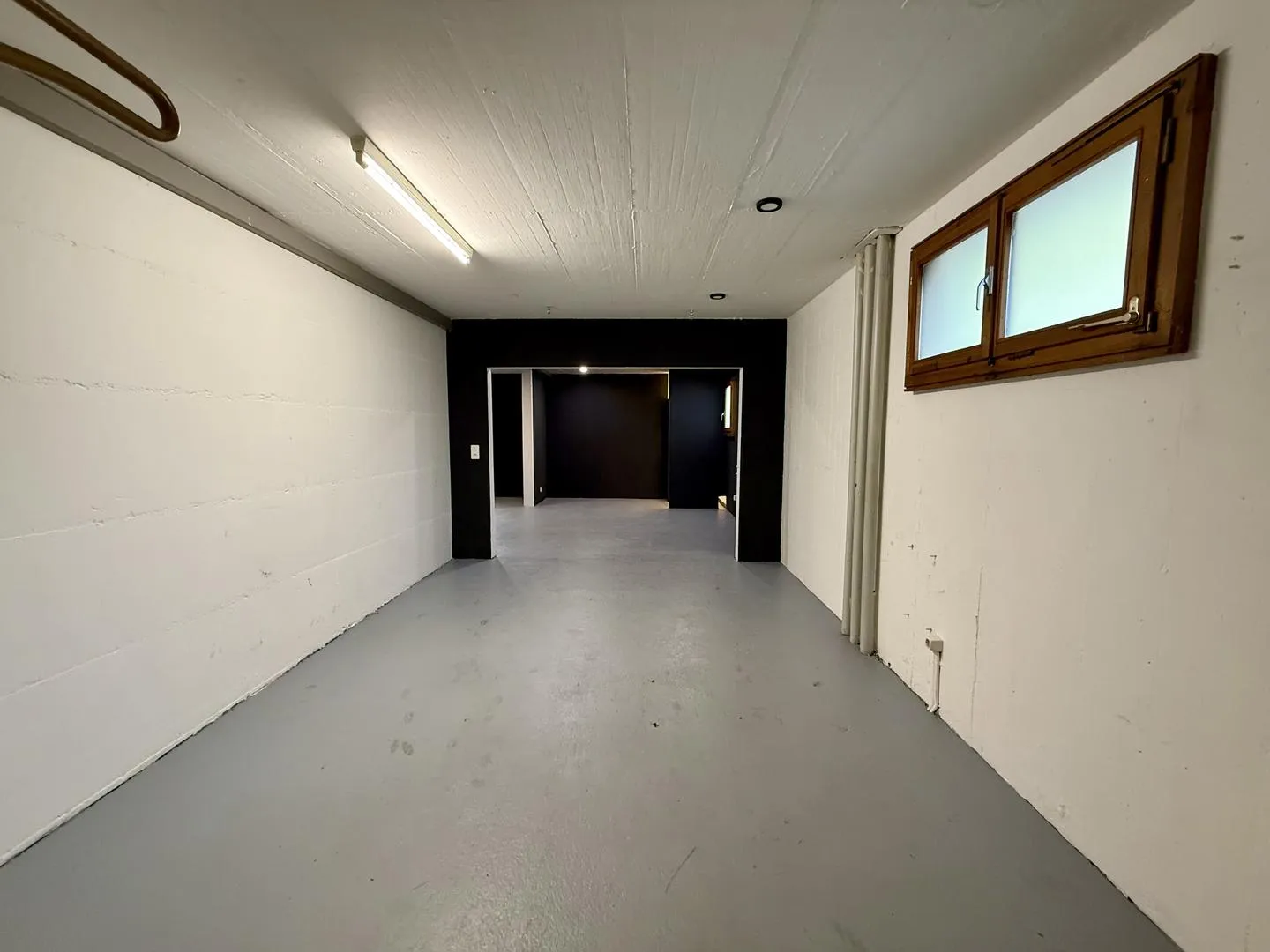 Sion, Stadtzentrum, Lager mit Parkplatz - Foto 4 von 4