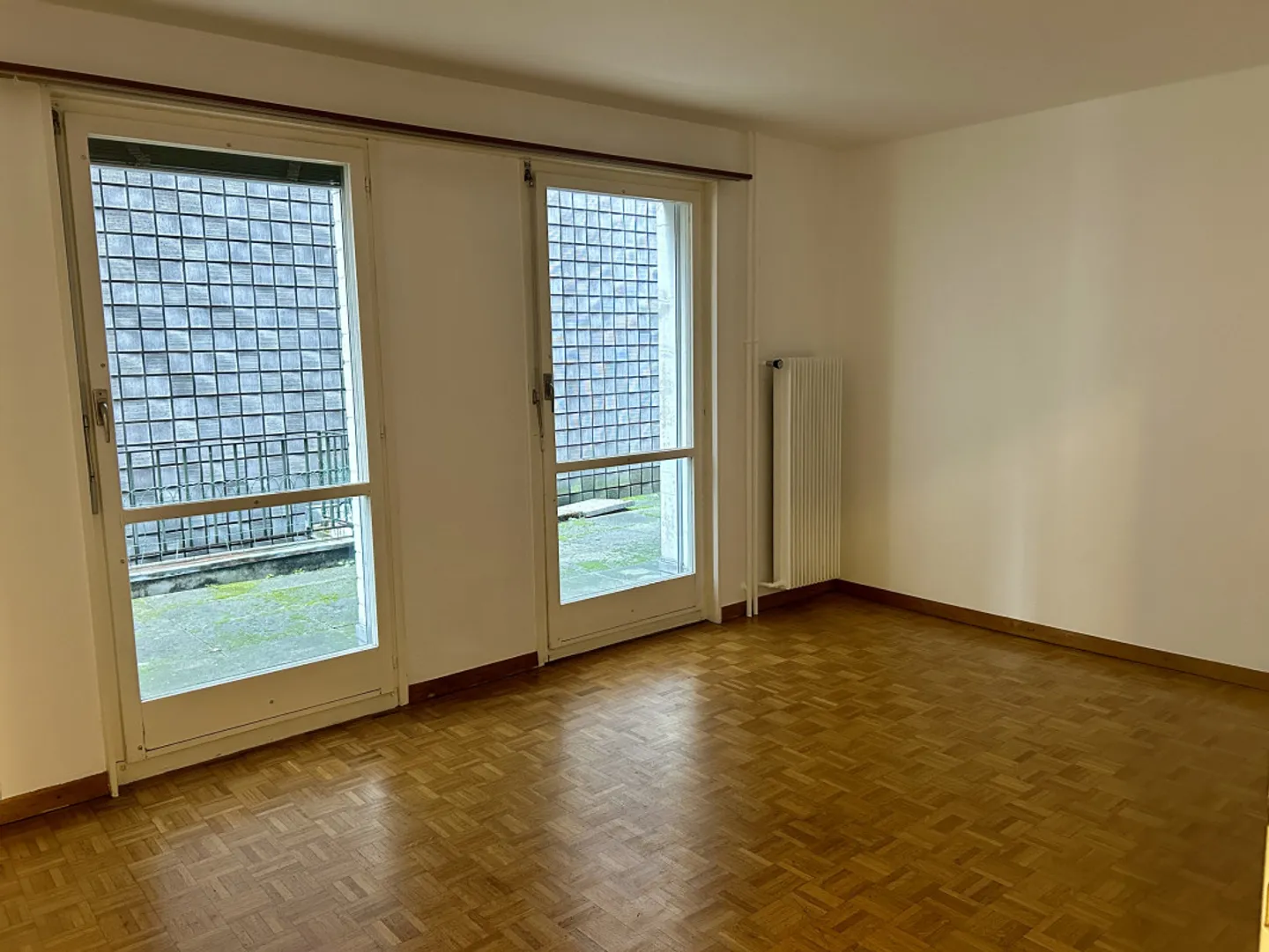 Spacious 4-room apartment with terrace - Photo 3 of 5