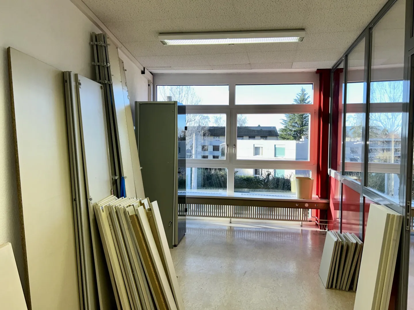 IDEALLY LOCATED! - Photo 5 of 5