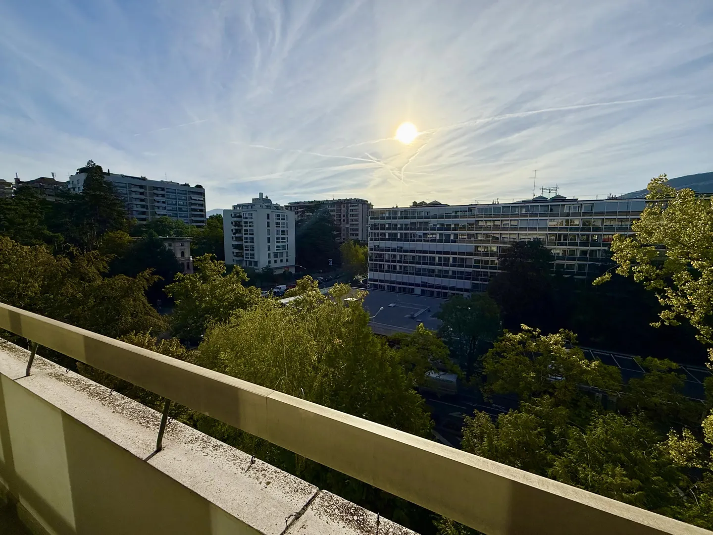 Florissant - Schönes 4-Zimmer-Wohnung auf der 6. Etage - Foto 1 von 8