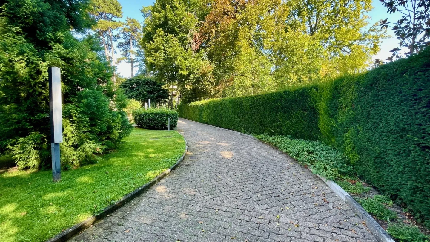 Außergewöhnliches Duplex-Attikawohnung mit Panoramaterrassen und privatem Park - Foto 1 von 13
