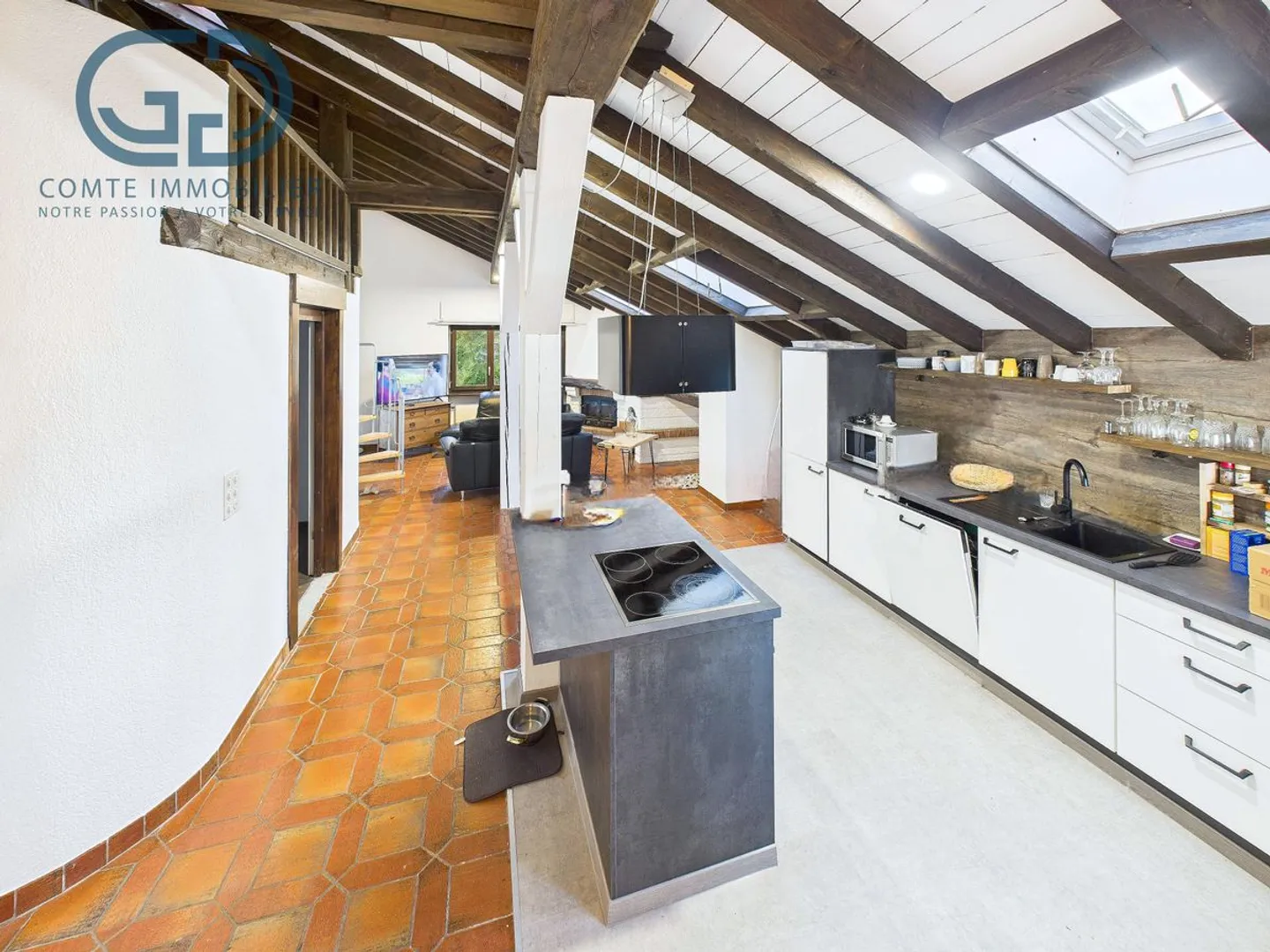 4,5-Zimmer-Wohnung zur Miete in der Nähe aller Annehmlichkeiten - Foto 2 von 12