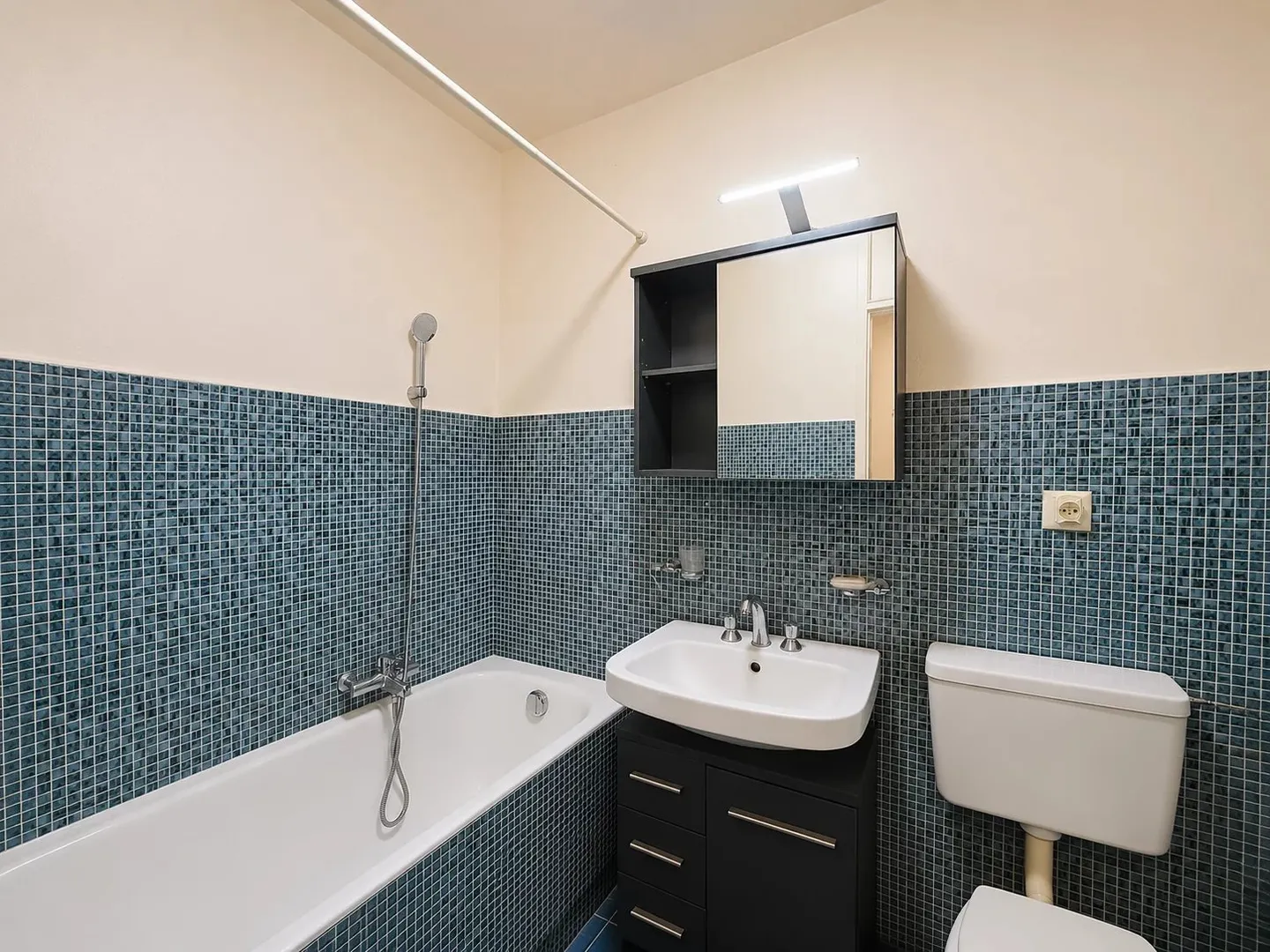 SCHÖNE GELEGENHEIT IN CONFIGNON – EINFAMILIENHAUS ZUM RENOVIEREN - Foto 9 von 13