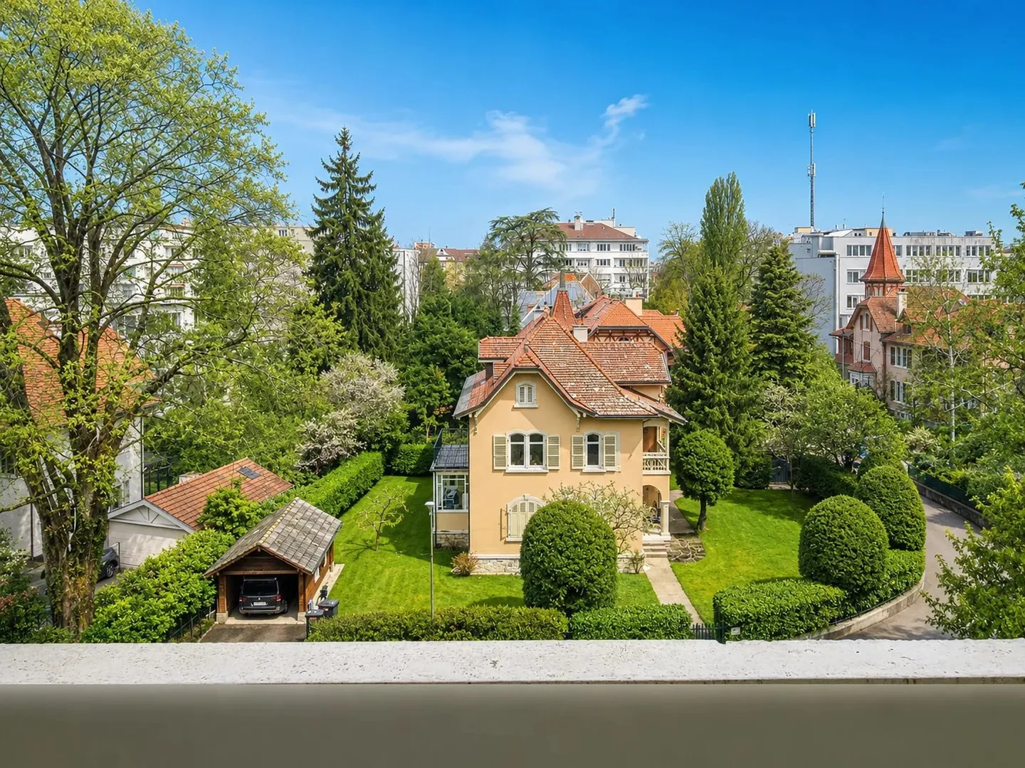 Appartement Charmant avec Balcon - Photo 2 sur 3