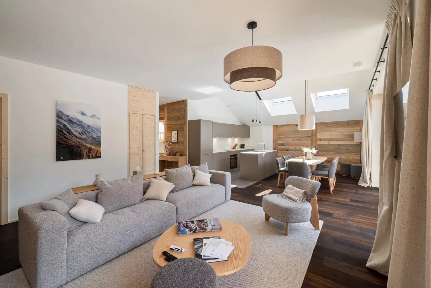 GRIMENTZ - GUERNERES EXCLUSIVE LODGE - THE RESIDENCE WITH EXCLUSIVE SERVICES! - Photo 4 of 13