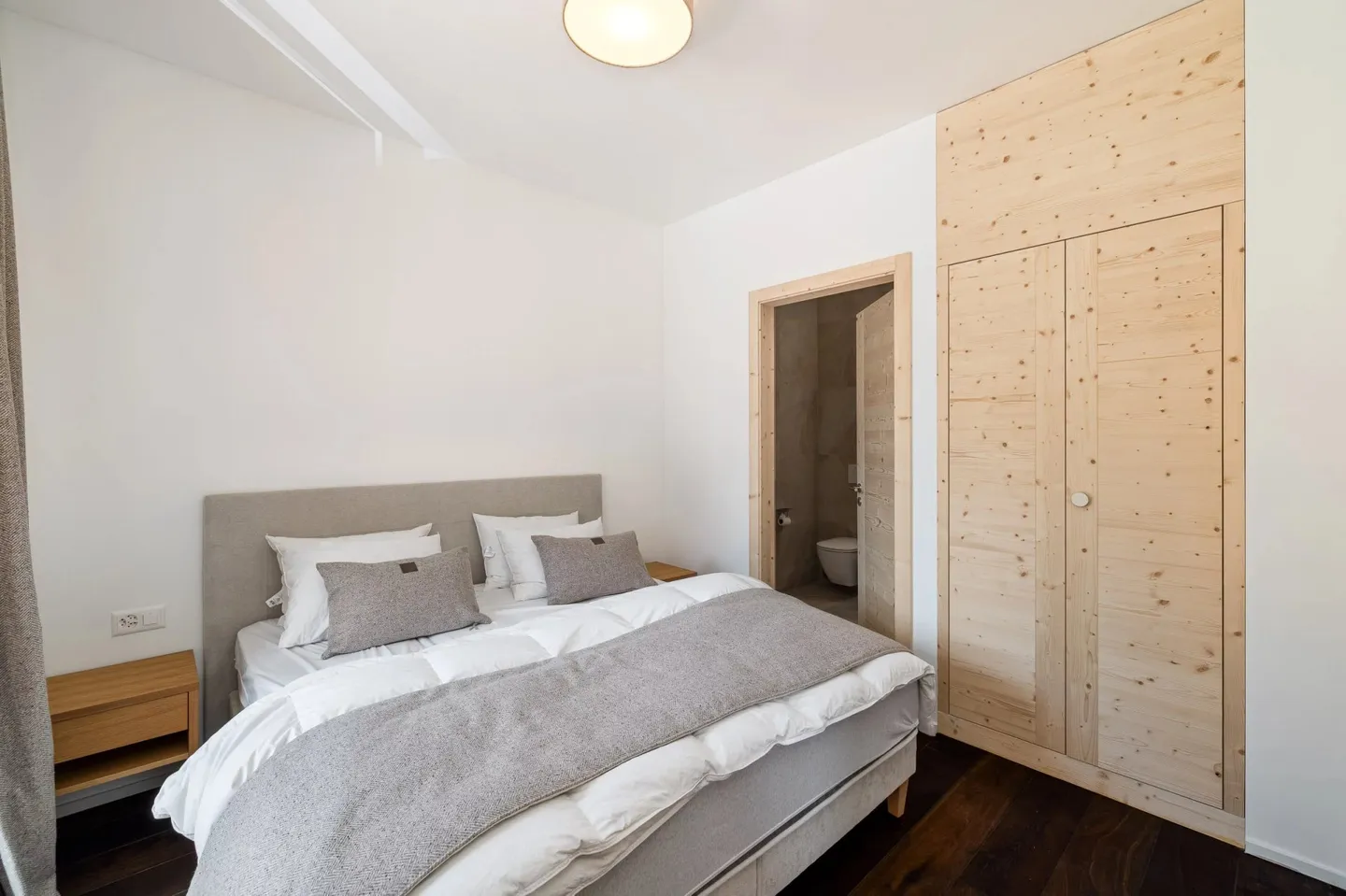 GRIMENTZ - GUERNERES EXCLUSIVE LODGE - THE RESIDENCE WITH EXCLUSIVE SERVICES! - Photo 11 of 13