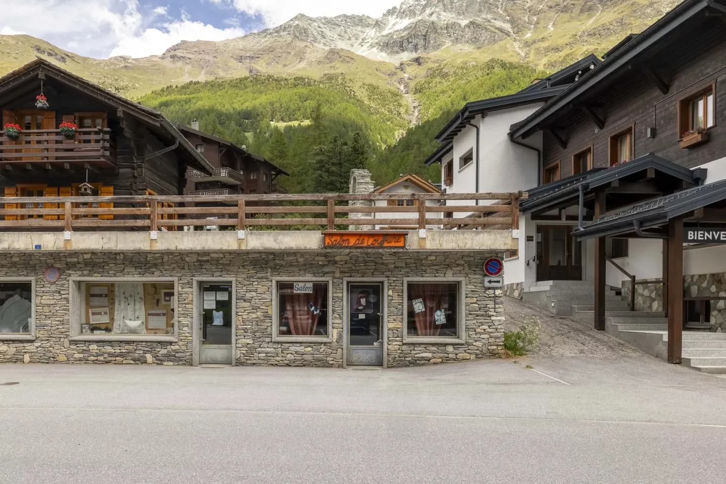 Locale commerciale in vendita – 46 m² – Centro di Zinal - Foto 1 di 8