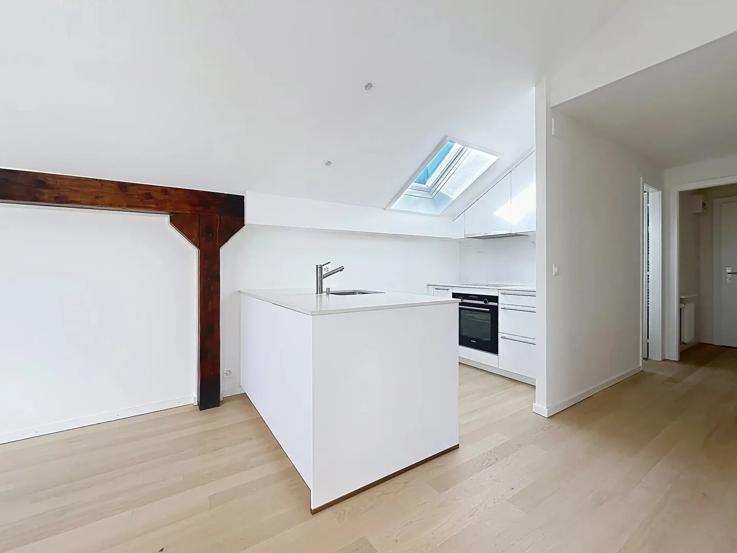 Élégant appartement de 2.5 pièces entièrement rénové - Photo 9 sur 13