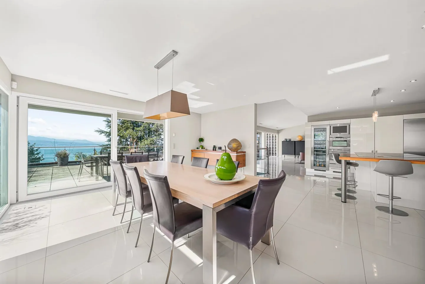 Maison jumelle contemporaine avec vue panoramique sur le lac Léman - Photo 10 sur 13