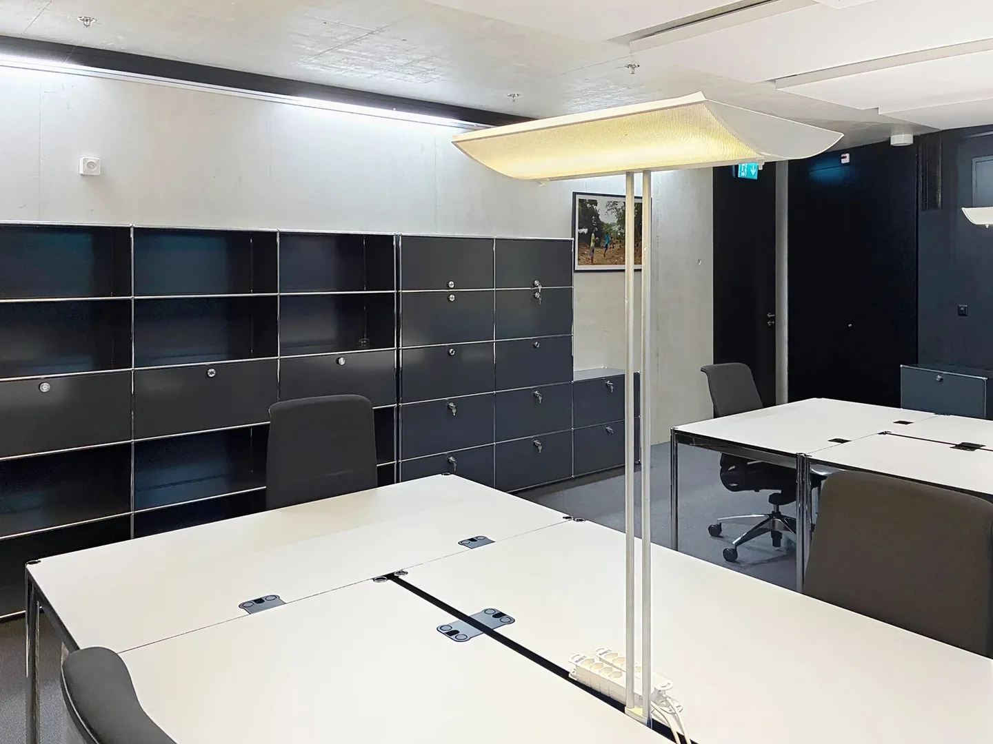 Bureau meublé de 38 m² – Mies (FIBA - Fédération Internationale de Basketball) - Photo 5 sur 7
