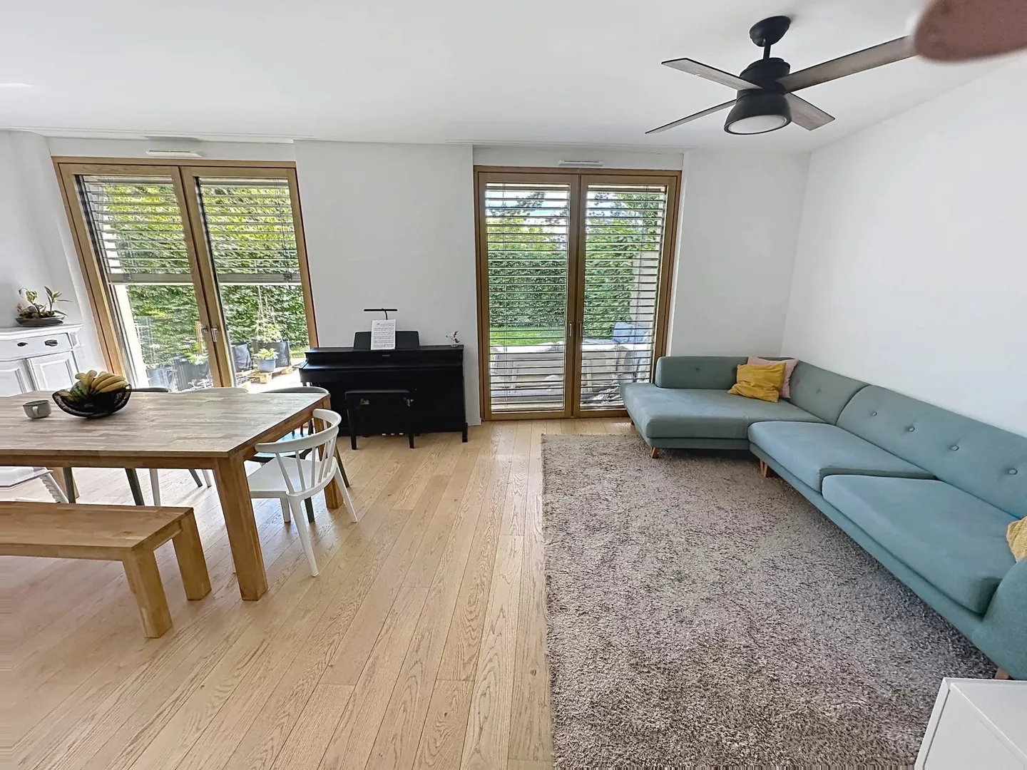 Light-filled family villa with garden, an ideal living environment close to all amenities. - Photo 4 of 13
