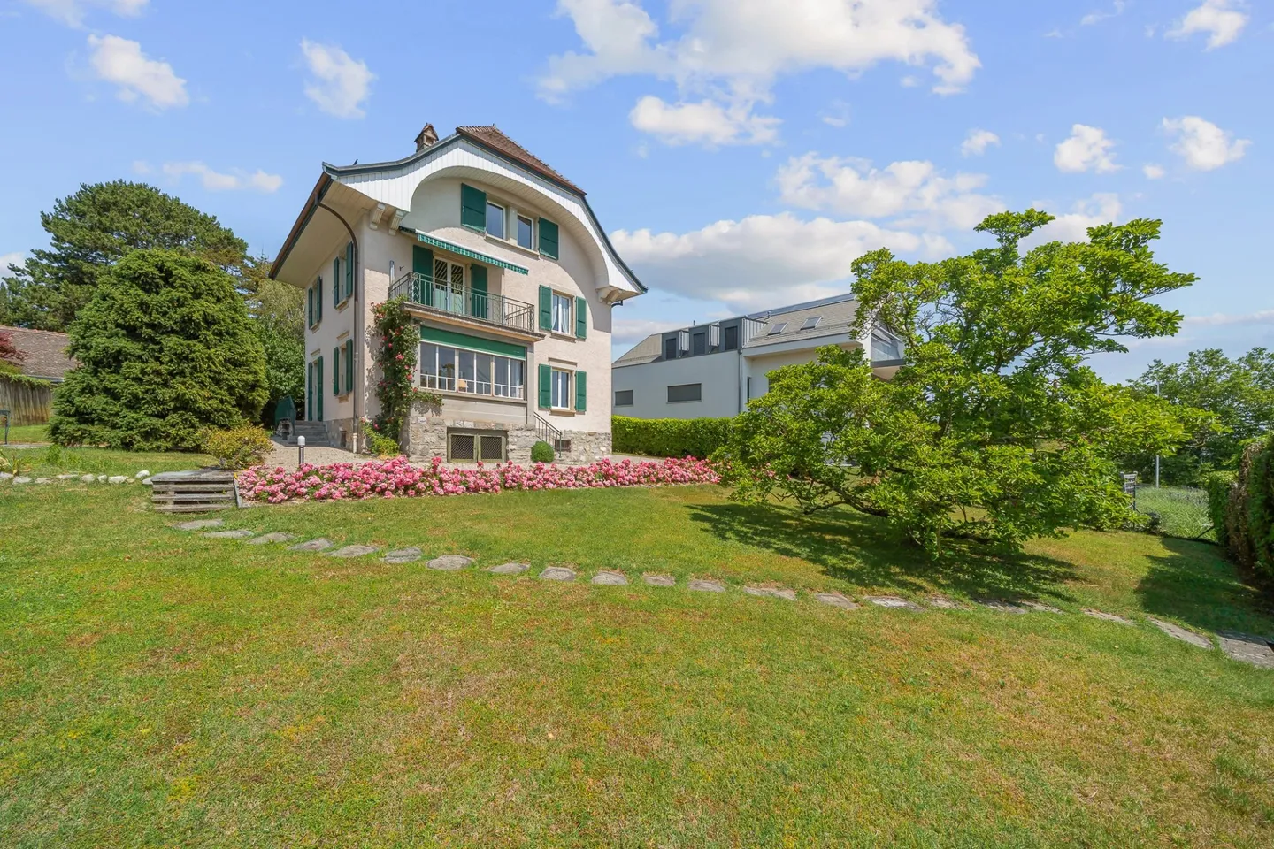 Maestosa villa di carattere di 7,5 locali con vista lago - Foto 4 di 13