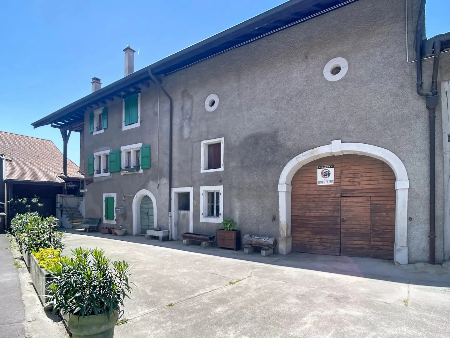 UNICO – Ex fattoria nel centro di Ecublens - Foto 2 di 13