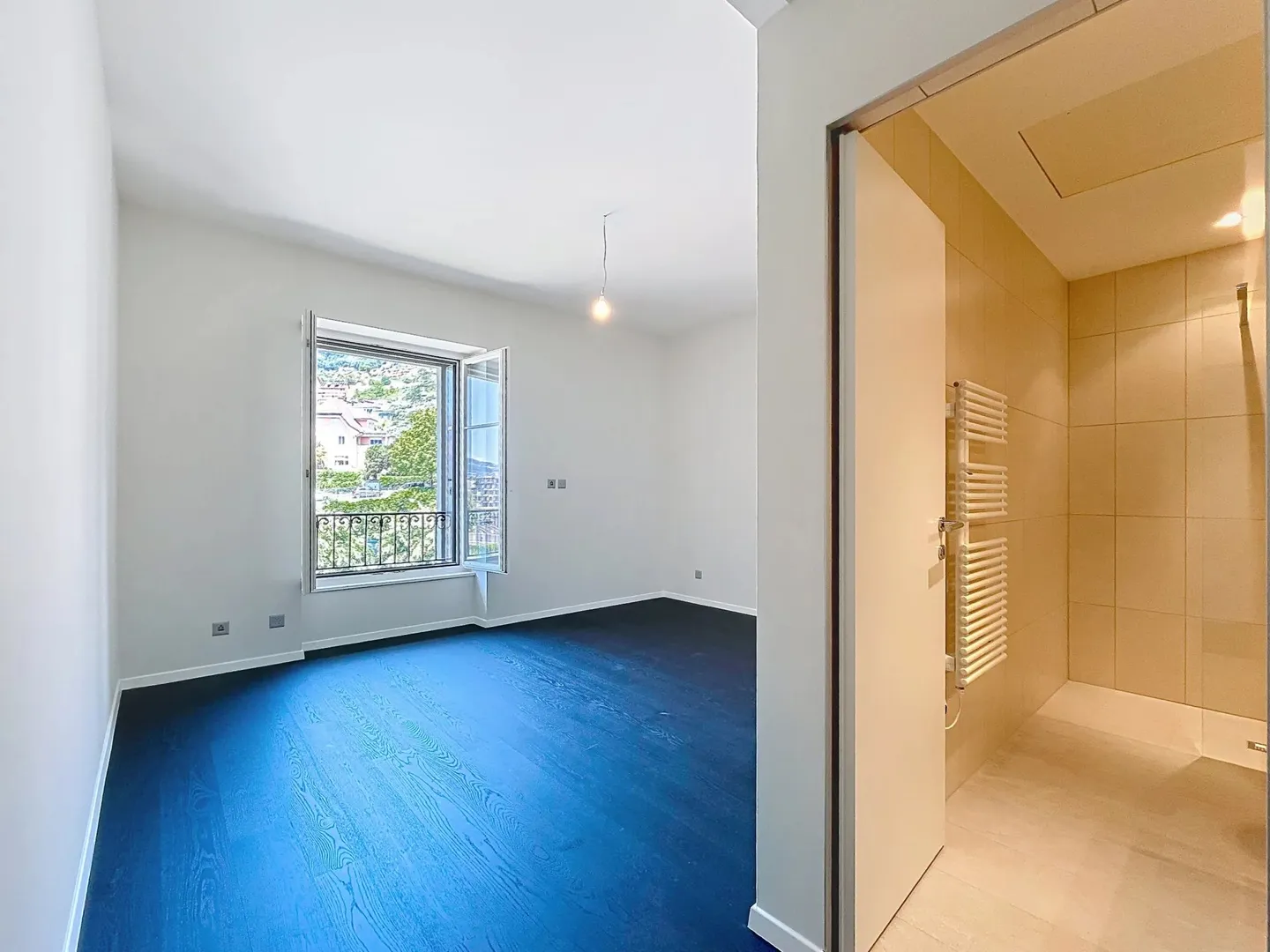 Appartement Élégant avec Vue - Photo 5 sur 13