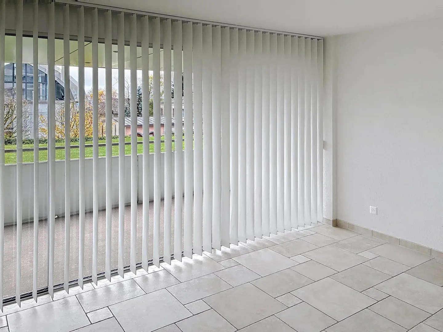 Modern Offices for Rent in Pully - Photo 3 of 13