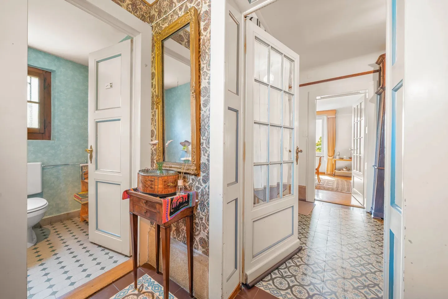 Maestosa villa di carattere di 7,5 locali con vista lago - Foto 7 di 13