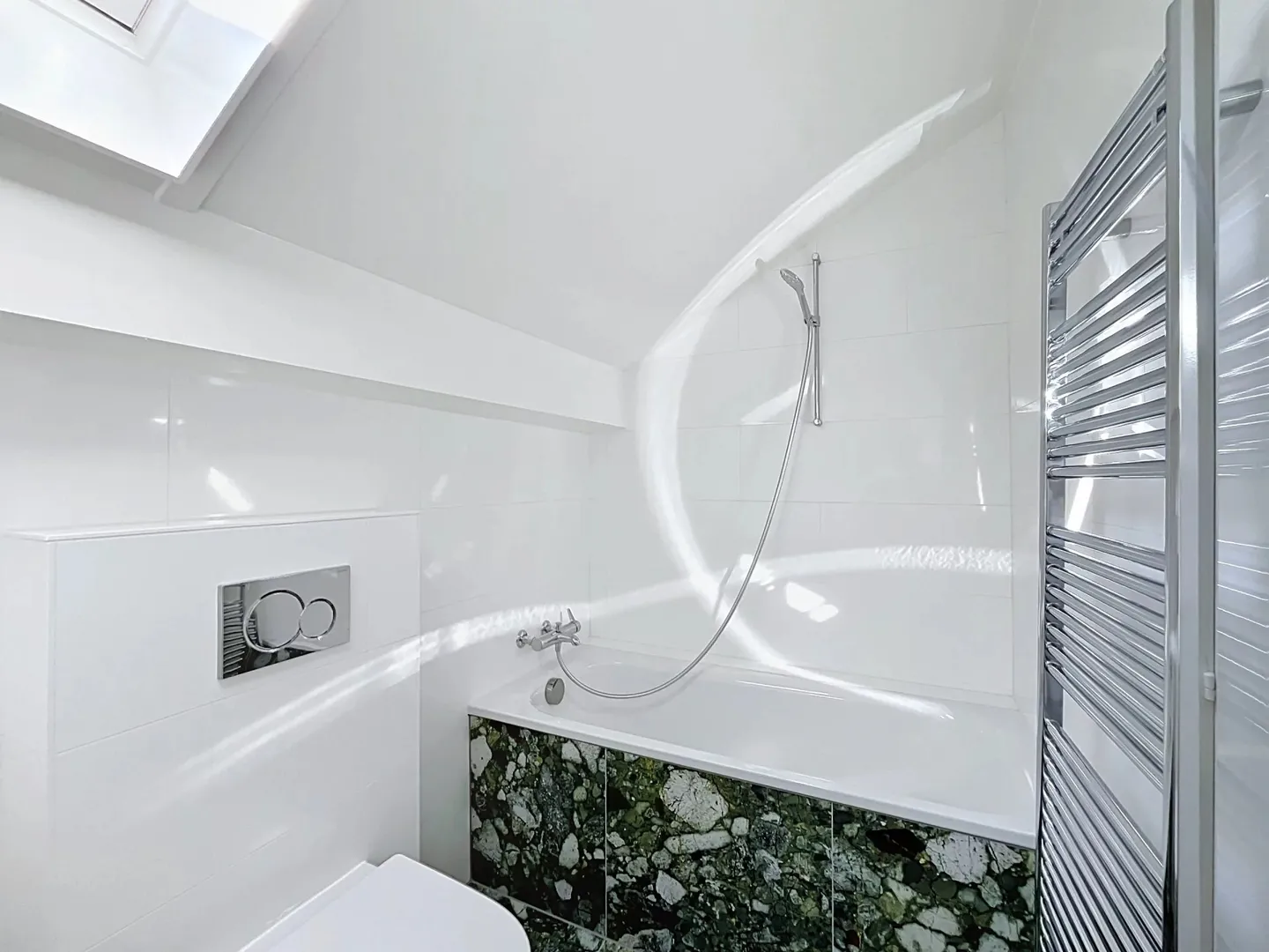 Élégant appartement de 2.5 pièces entièrement rénové - Photo 8 sur 13
